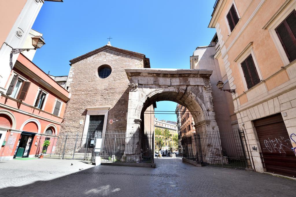 Santamaria Pensión Roma